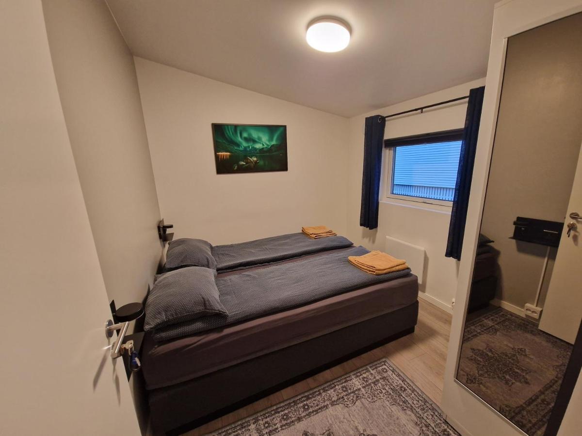 Northern Living 2 Room With Shared Bathroom Tromsø Eksteriør billede